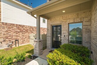 10539 Preserve Wy in Shenandoah, TX - Building Photo - Building Photo