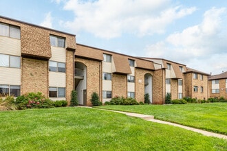 Rivendell at Edison in Piscataway, NJ - Foto de edificio - Building Photo