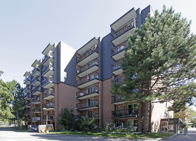 Dunlop Pines II Apartments