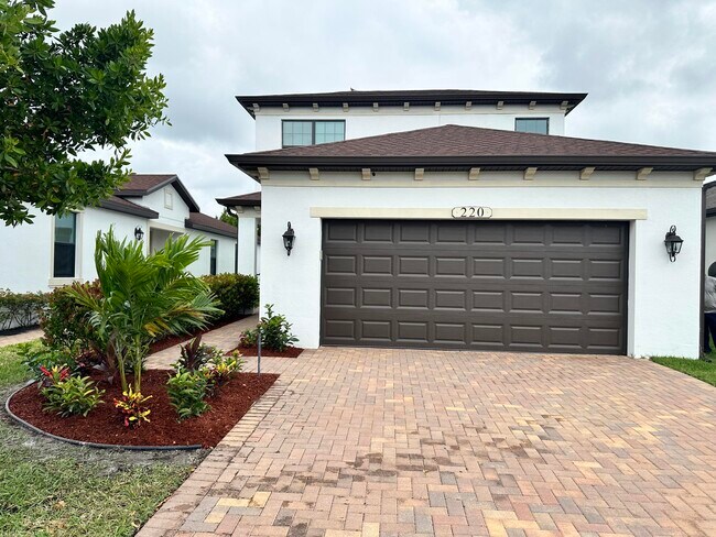 property at 220 SE Via Visconti
