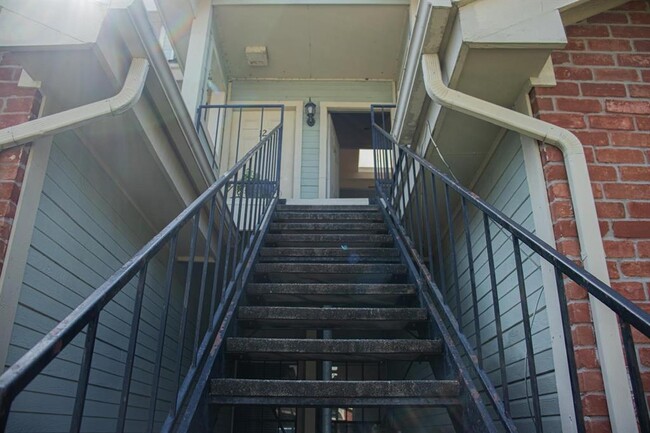 4901 Floyd St in Houston, TX - Foto de edificio - Building Photo