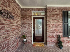 1762 Lakeside Enclave Dr in Houston, TX - Building Photo - Building Photo