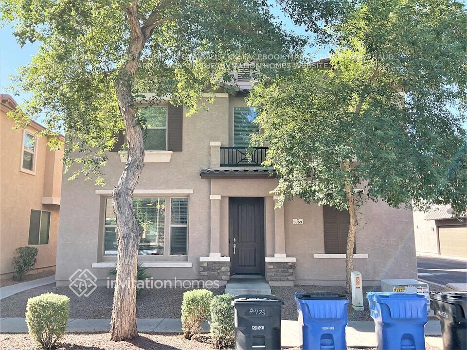 3369 E Constitution Dr in Gilbert, AZ - Building Photo