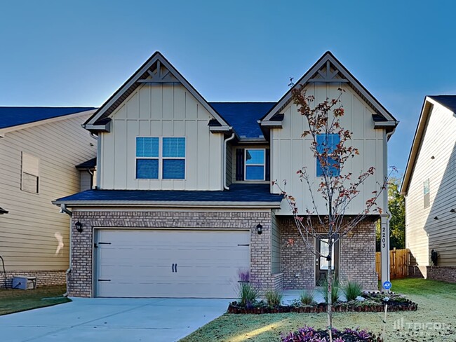 2203 Bridgewater Pass