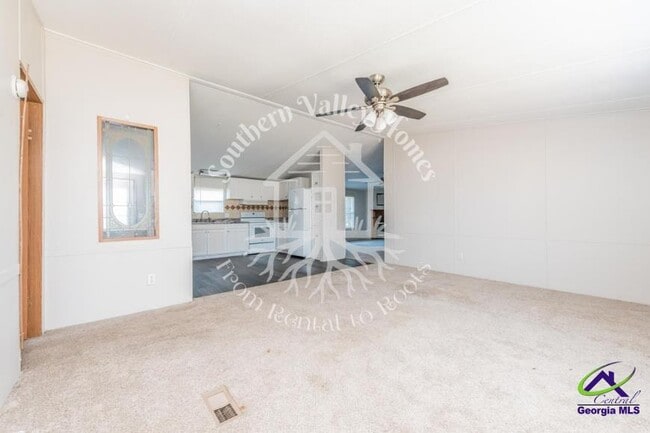 349 Brighton Dr in Byron, GA - Building Photo - Building Photo