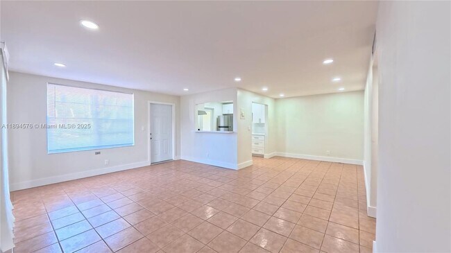 1720 Funston St in Hollywood, FL - Building Photo - Building Photo