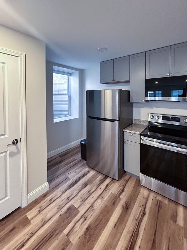 376 Colchester Ave in Burlington, VT - Building Photo - Building Photo