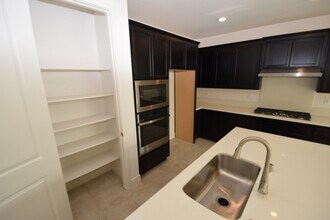 4295 Crescent Wy in Folsom, CA - Building Photo - Building Photo
