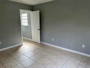 425 Ricold Terrace in Port Charlotte, FL - Building Photo - Building Photo