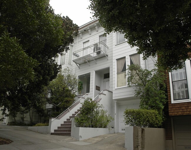 2226 Divisadero St in San Francisco, CA - Building Photo - Building Photo