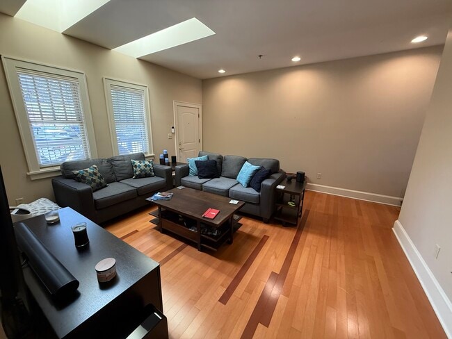 10 Fall Pippin Ln in Asheville, NC - Building Photo - Building Photo