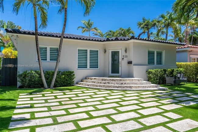 property at 525 Lakeview Dr