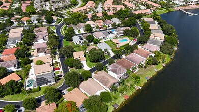 12204 Sunset Point Cir in Wellington, FL - Building Photo - Building Photo