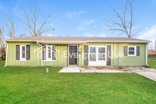 9819 Bishop Ct in Indianapolis, IN - Building Photo