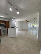 3350 Pinewalk Dr N in Margate, FL - Building Photo - Building Photo