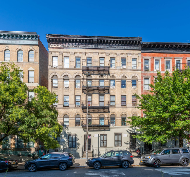 133-139 Edgecombe Ave in New York, NY - Foto de edificio - Building Photo