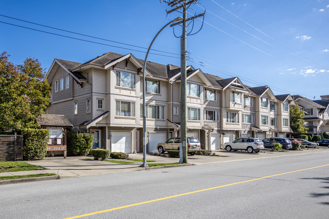 the Courtyard in Langley, BC - Building Photo