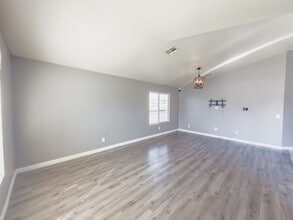 8959 Wedgewood Ct in Hesperia, CA - Building Photo - Building Photo