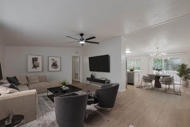 16282 Wild Oak Ln in Conroe, TX - Building Photo - Building Photo