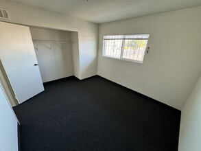 East Vegas Trt in North Las Vegas, NV - Building Photo - Interior Photo