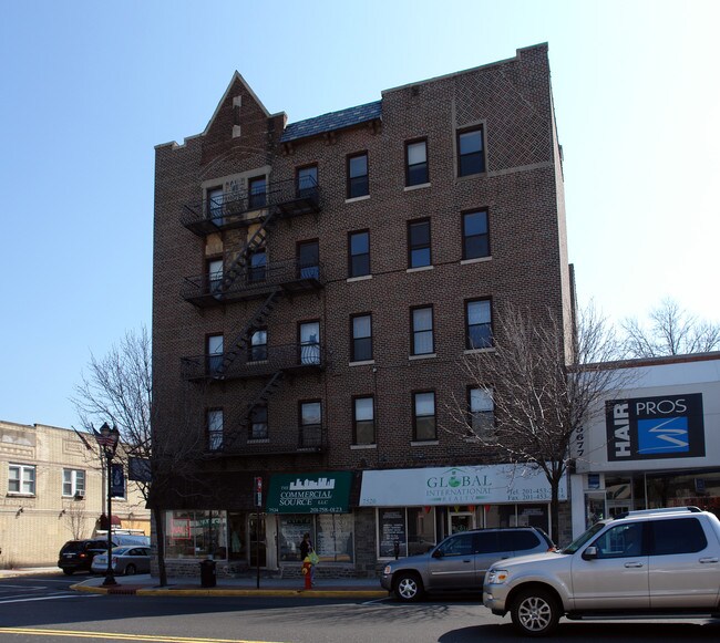 7520-7524 Bergenline Ave in North Bergen, NJ - Building Photo - Building Photo