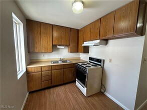 761 E Park Ave in Columbiana, OH - Building Photo - Building Photo