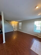 1401 Millbrook Dr in Algonquin, IL - Building Photo - Building Photo
