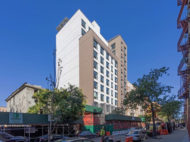 Grand II in Bronx, NY - Building Photo - Building Photo