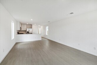 18246 Via Aurelia Dr in New Caney, TX - Building Photo - Building Photo