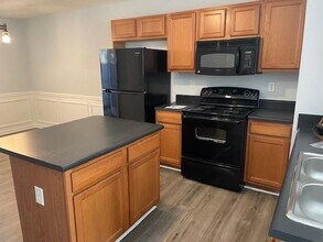 0 Vining Ridge Terrace in Decatur, GA - Foto de edificio - Building Photo