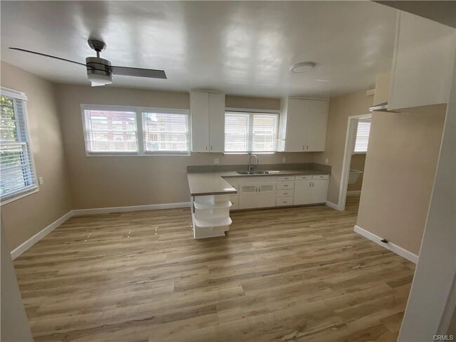 1611 S Atlantic Blvd in Alhambra, CA - Building Photo - Building Photo
