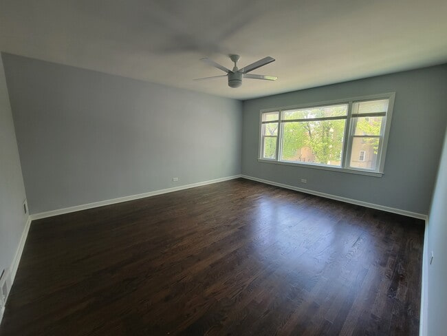 property at 6335 N Francisco Ave