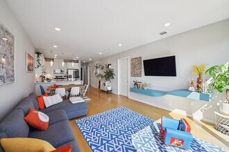 306 New York Ave in Union City, NJ - Building Photo - Building Photo