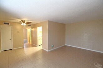 600 Scenic Hwy, Unit 309 in Pensacola, FL - Building Photo - Building Photo