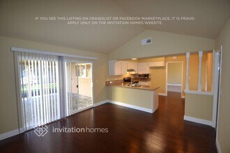 6742 Leatherwood Way in Sacramento, CA - Foto de edificio - Building Photo