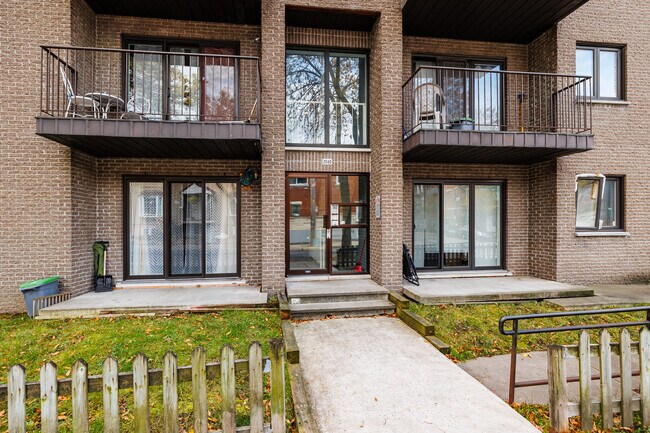 2060 De Villiers Rue in Montréal, QC - Building Photo - Building Photo