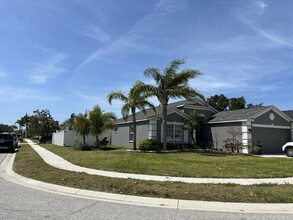 4409 Sanibel Way in Bradenton, FL - Building Photo - Building Photo