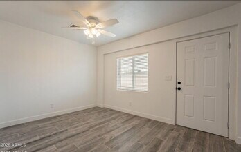 5039 N 18th Ave in Phoenix, AZ - Building Photo - Building Photo