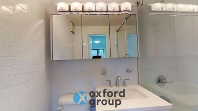 19 Beekman Pl in New York, NY - Building Photo - Building Photo