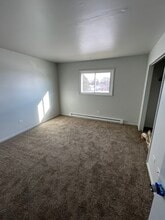 375 Lynn Dr, Unit 2 in Manteno, IL - Building Photo - Building Photo