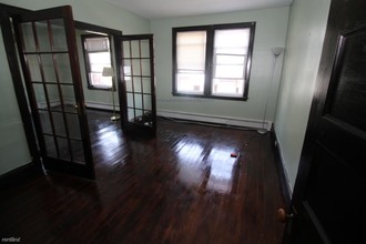 36 Newcastle Rd-Unit -# A in Boston, MA - Building Photo - Building Photo
