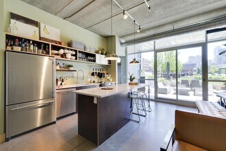 345 N 6th Ave in Minneapolis, MN - Building Photo - Building Photo