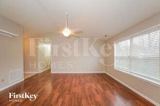 7837 Cross Willow Blvd in Indianapolis, IN - Building Photo - Building Photo