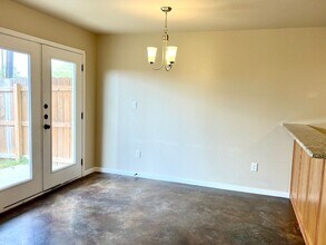 100 Sandstone Dr in Jarrell, TX - Building Photo - Building Photo