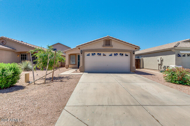 837 E Nardini St in San Tan Valley, AZ - Building Photo - Building Photo