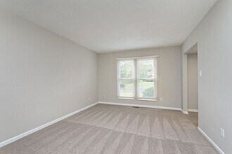 7822 Ashton Pl in Fishers, IN - Building Photo - Building Photo