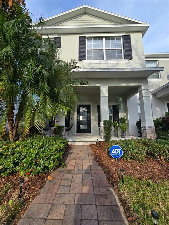 11651 Mystery Ln in Orlando, FL - Foto de edificio