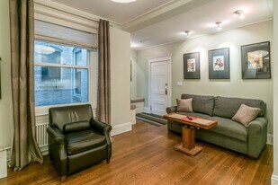 8 Garrison St, Unit 408 in Boston, MA - Building Photo