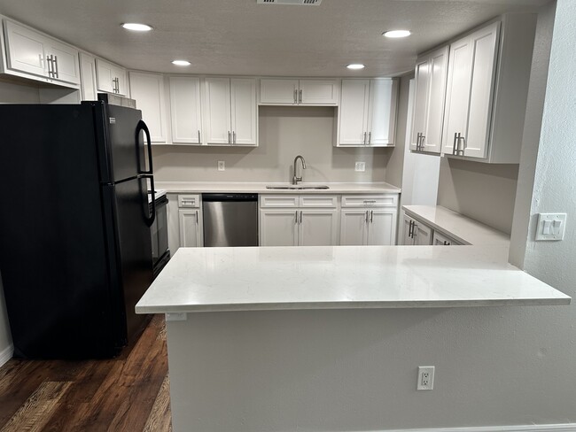 property at 5541 Bay Blvd