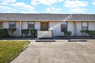 1338 Gettysburg Dr in Orange Park, FL - Building Photo